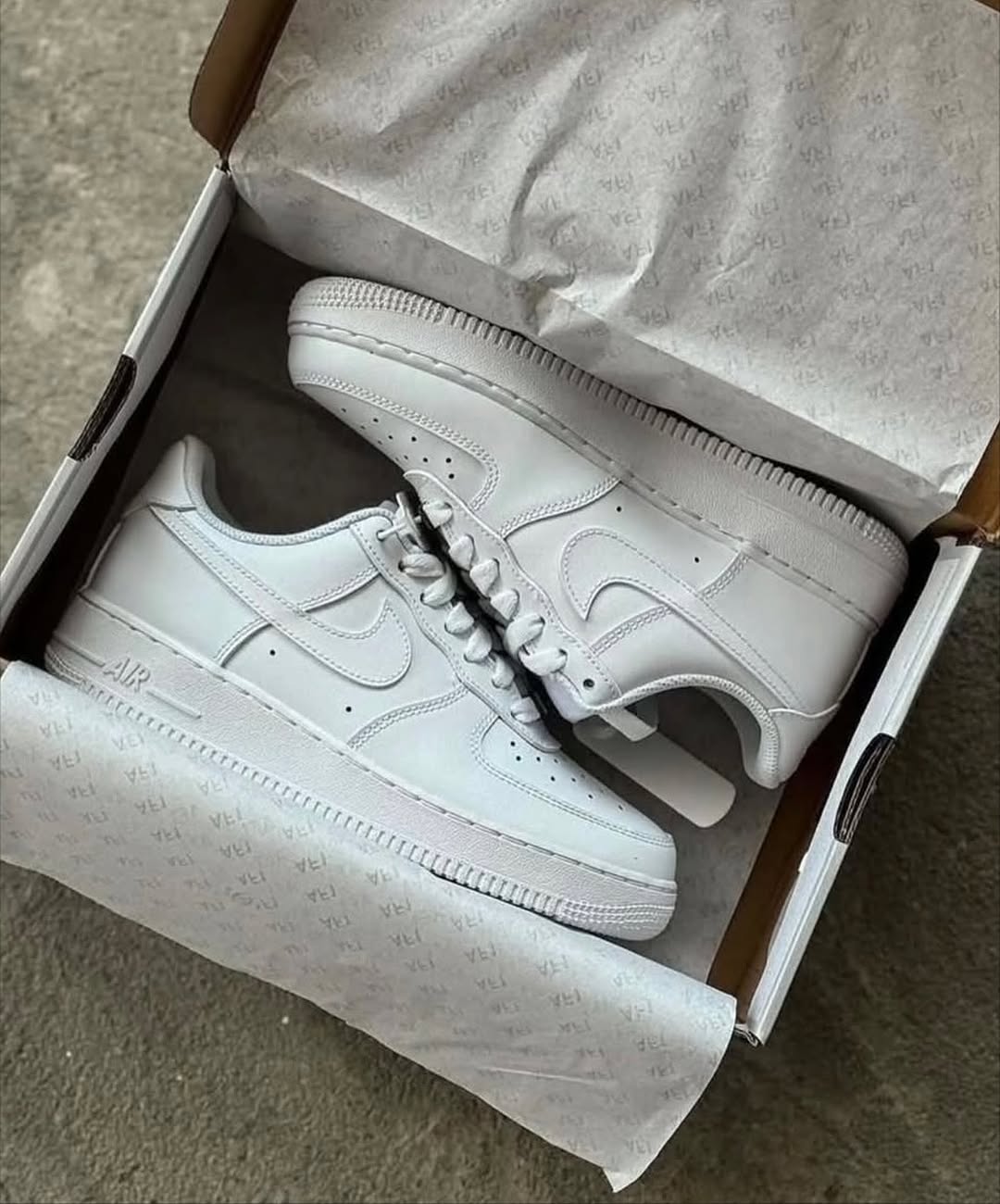 AF1 FULL WHITE HIGH QUALITY
