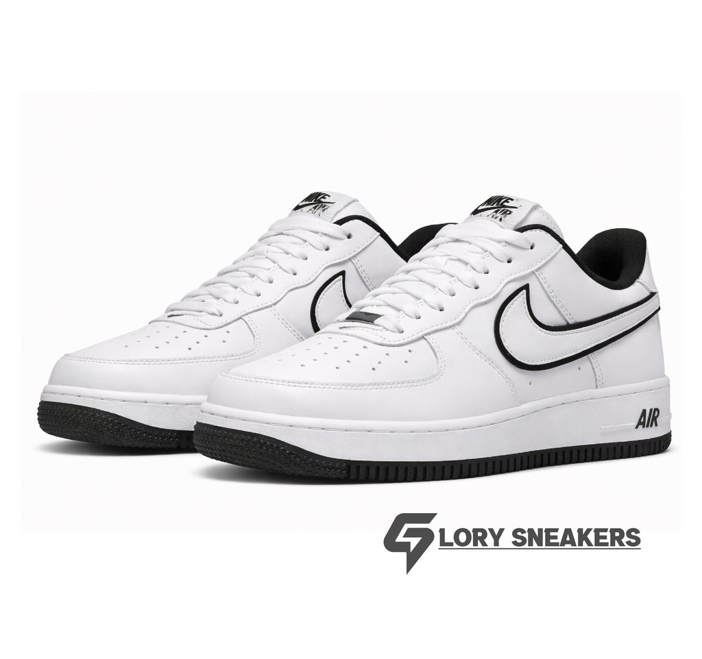 AF1 LOW WHITE AND BLACK SOLE