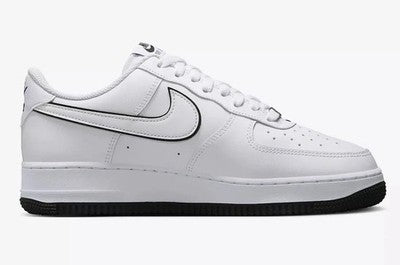 AF1 LOW WHITE AND BLACK SOLE