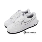 AF1 LOW WHITE AND BLACK SOLE